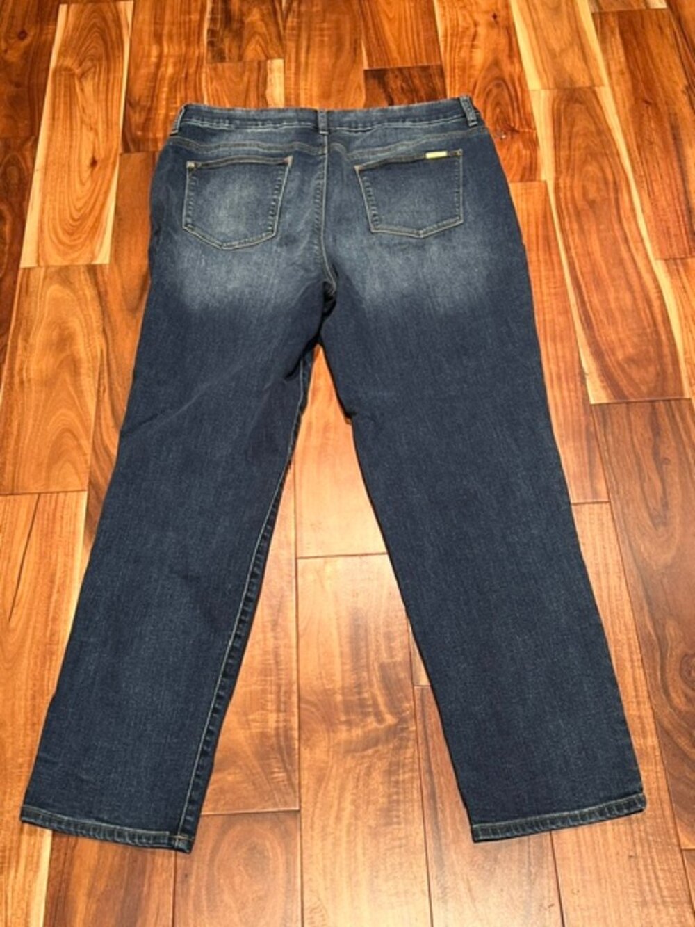 Never Worn Chico's Women's Embroidered Blue Jeans - Picture 2 of 9